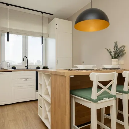 Beautiful For 6 People With Balcony And Parking In By Renters Apartment *