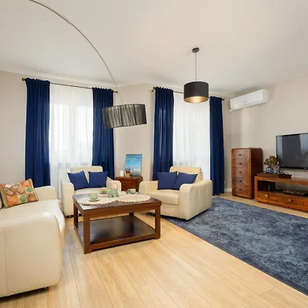Beautiful For 6 People With Balcony And Parking In By Renters Apartment Warsaw